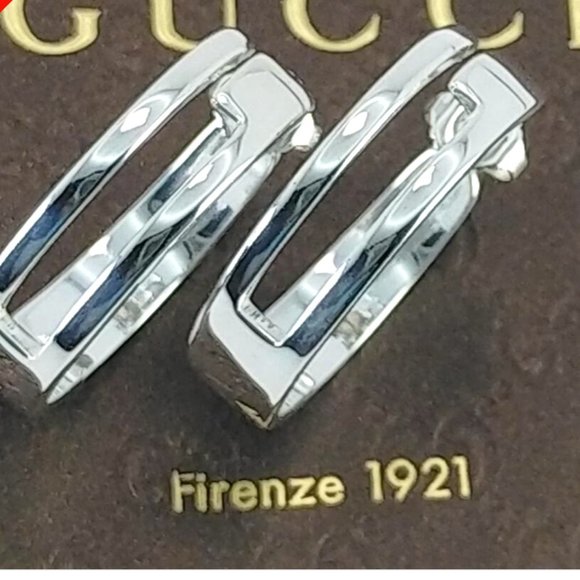 Gorgeous GUCCI earrings - Silver, Hoop - Picture 1 of 7